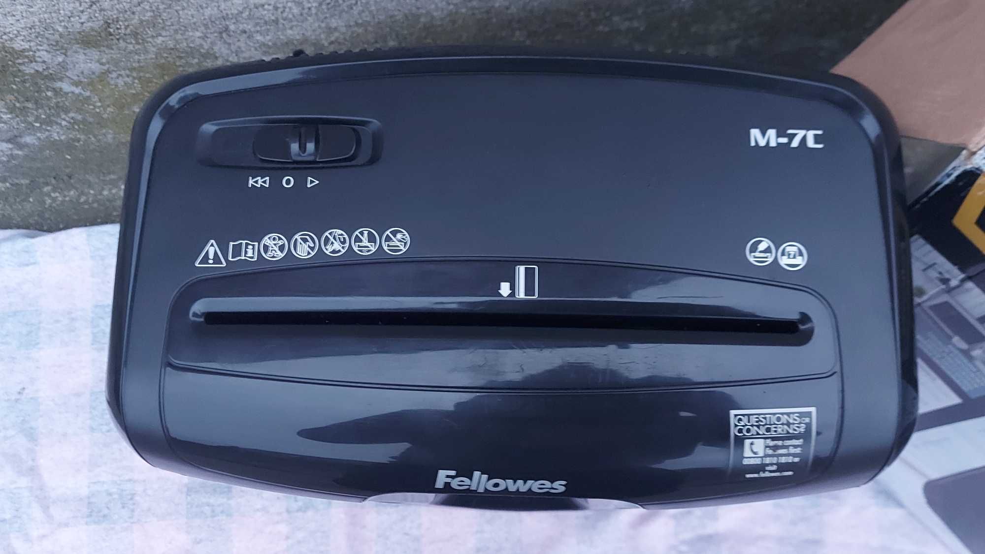 Niszczarka Fellowes M7C