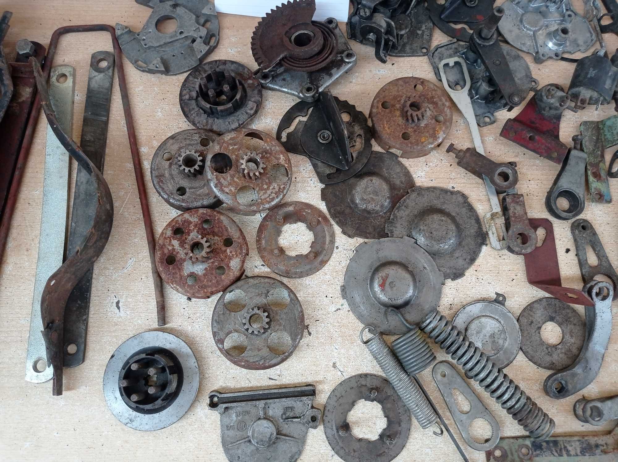 Jawa 50, WSK, WFM, SHL, Romet - komar - części - Zestaw nr 2