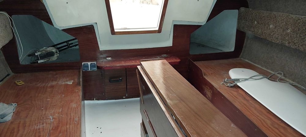 Jacht kabinowy Sasanka 620+ przyczepa +silnik elektryczny .Po remoncie