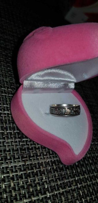 Антикварное кольцо подарите девушке