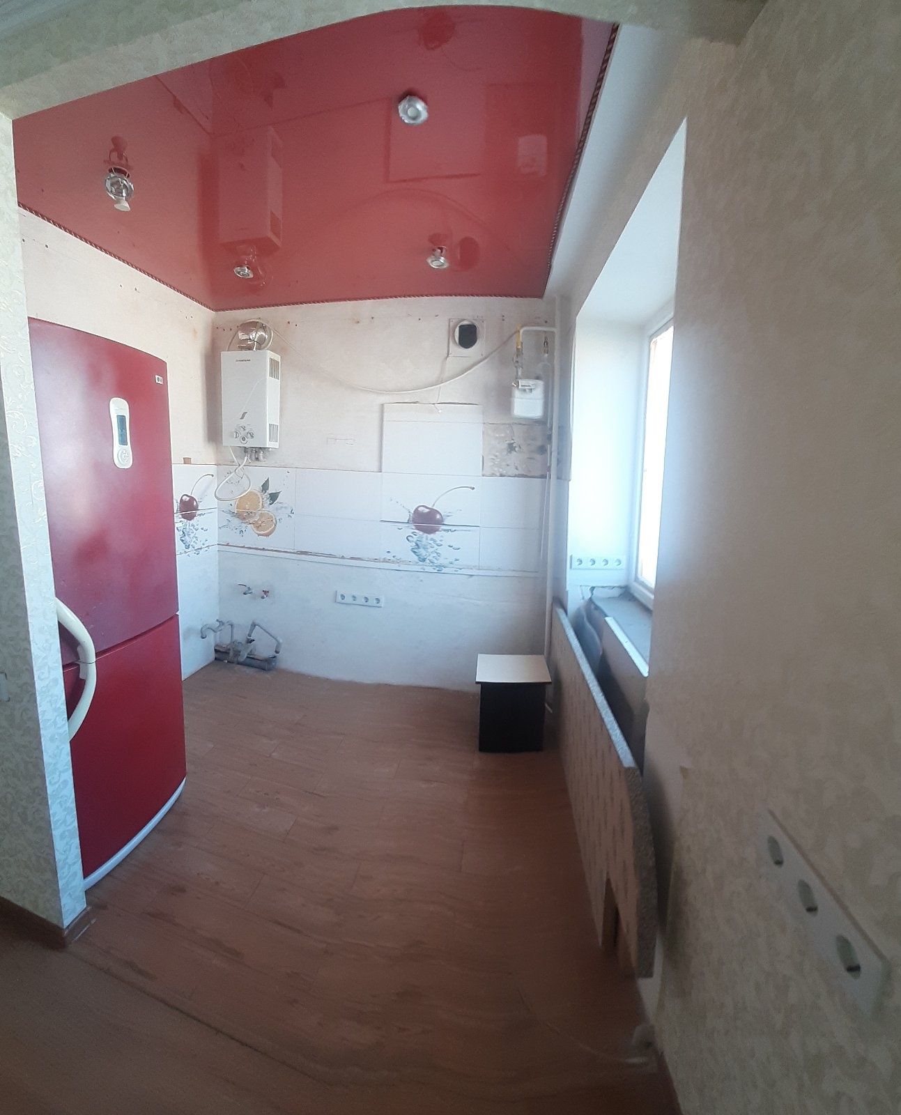 Продам 2х комнатную квартиру в Славянске.  45 кв. м. 3 этаж. Сделан ев