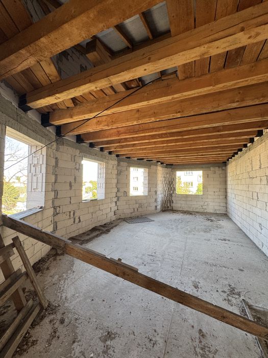 Продається нерухомість