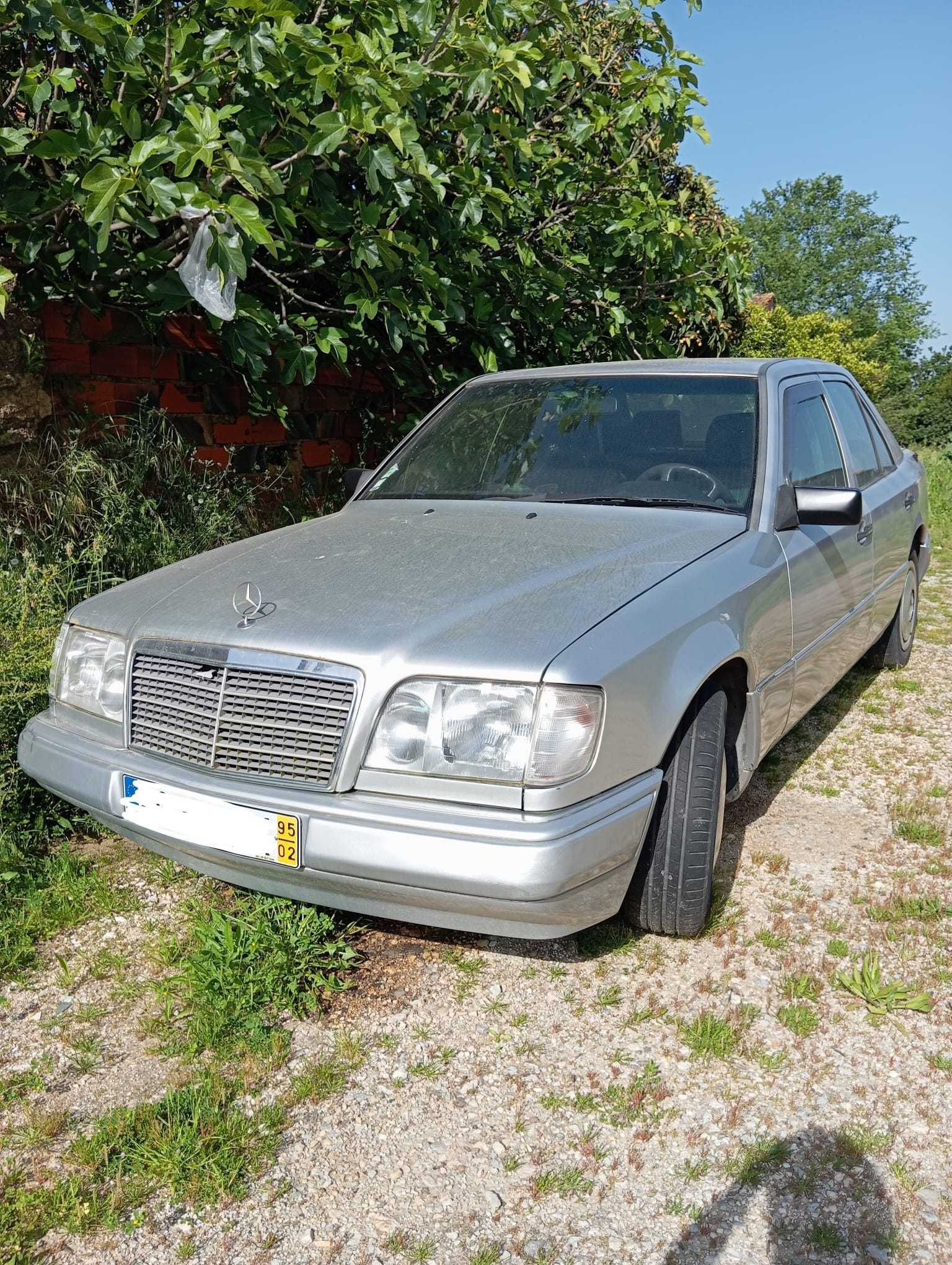 Mercedes-Benz E 200 D