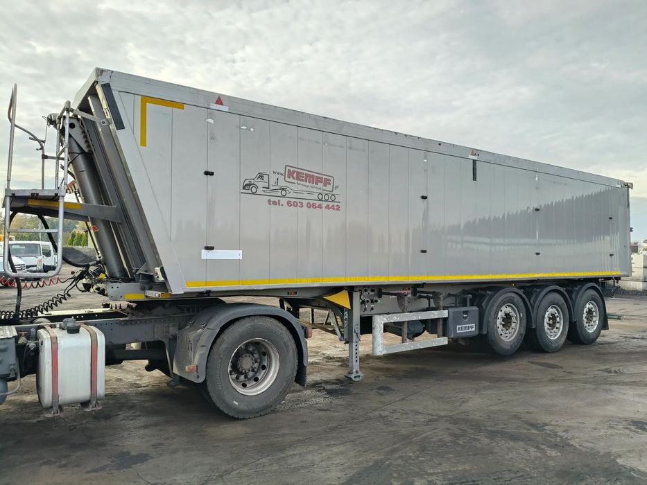 Kempf  Kempf 46m3, Opony 80-90%,nowe klocki