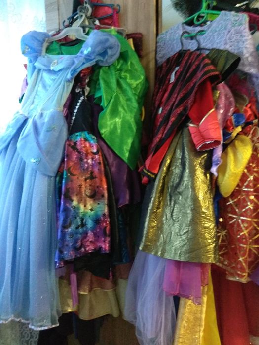 Продаж карнавальний  костюм