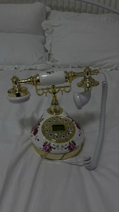 Вінтажний телефон