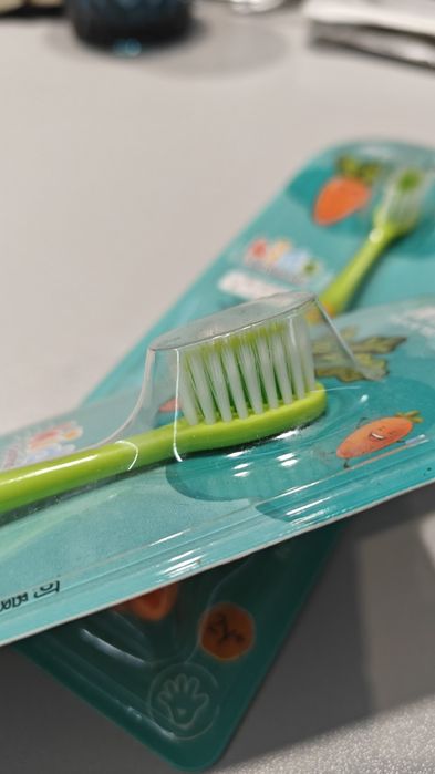 Дитяча зубна щітка 0 - 3  роки Seago Baby sonic та ECOLIFE