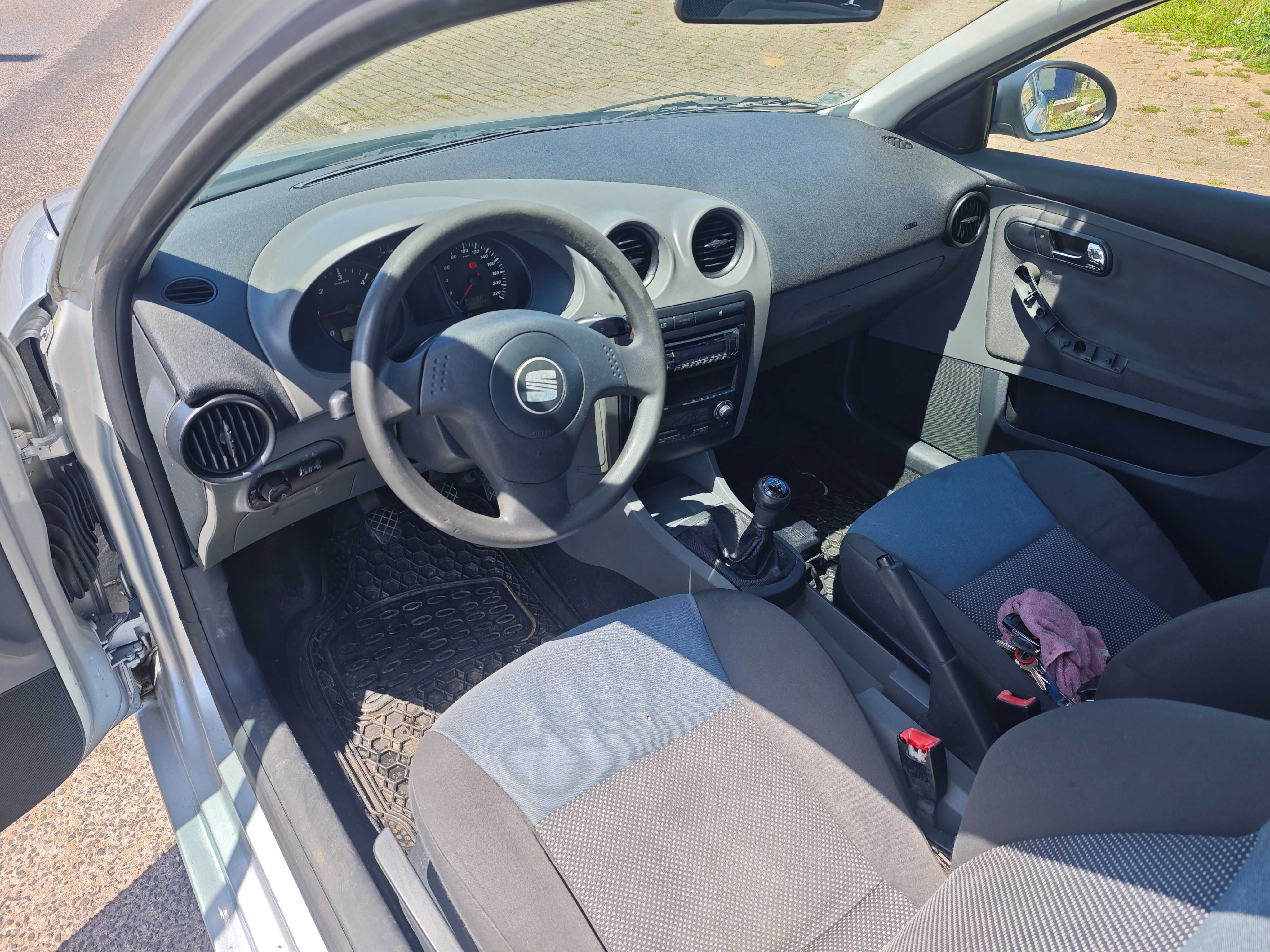 Seat ibiza 6l 1.4TDI 5 Lugares 2005