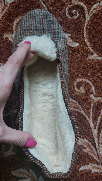 Тапочки мужские закрытый задник теплые 45 р мех