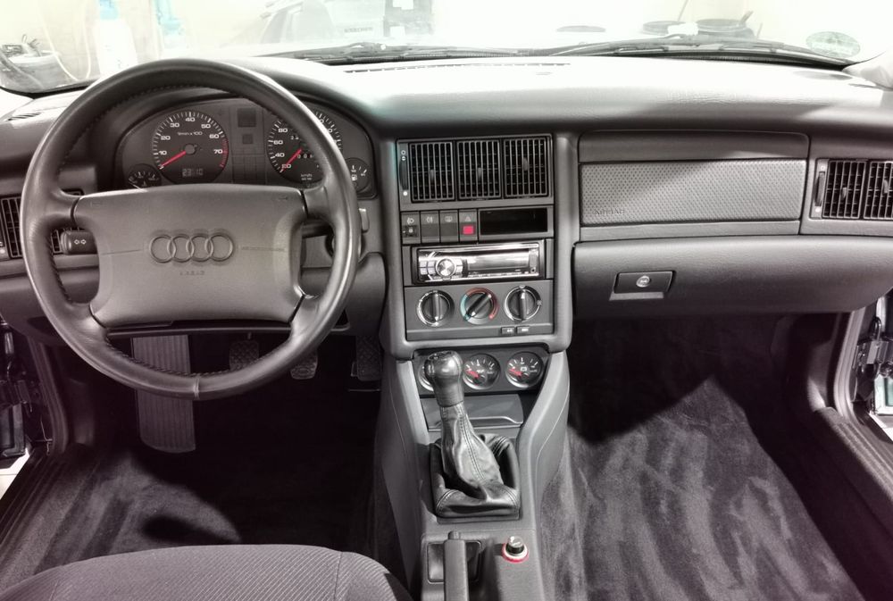 Audi 80 B4 2,0 benzyna 90 ps klimatyzacja elektryczne szyby lusterka