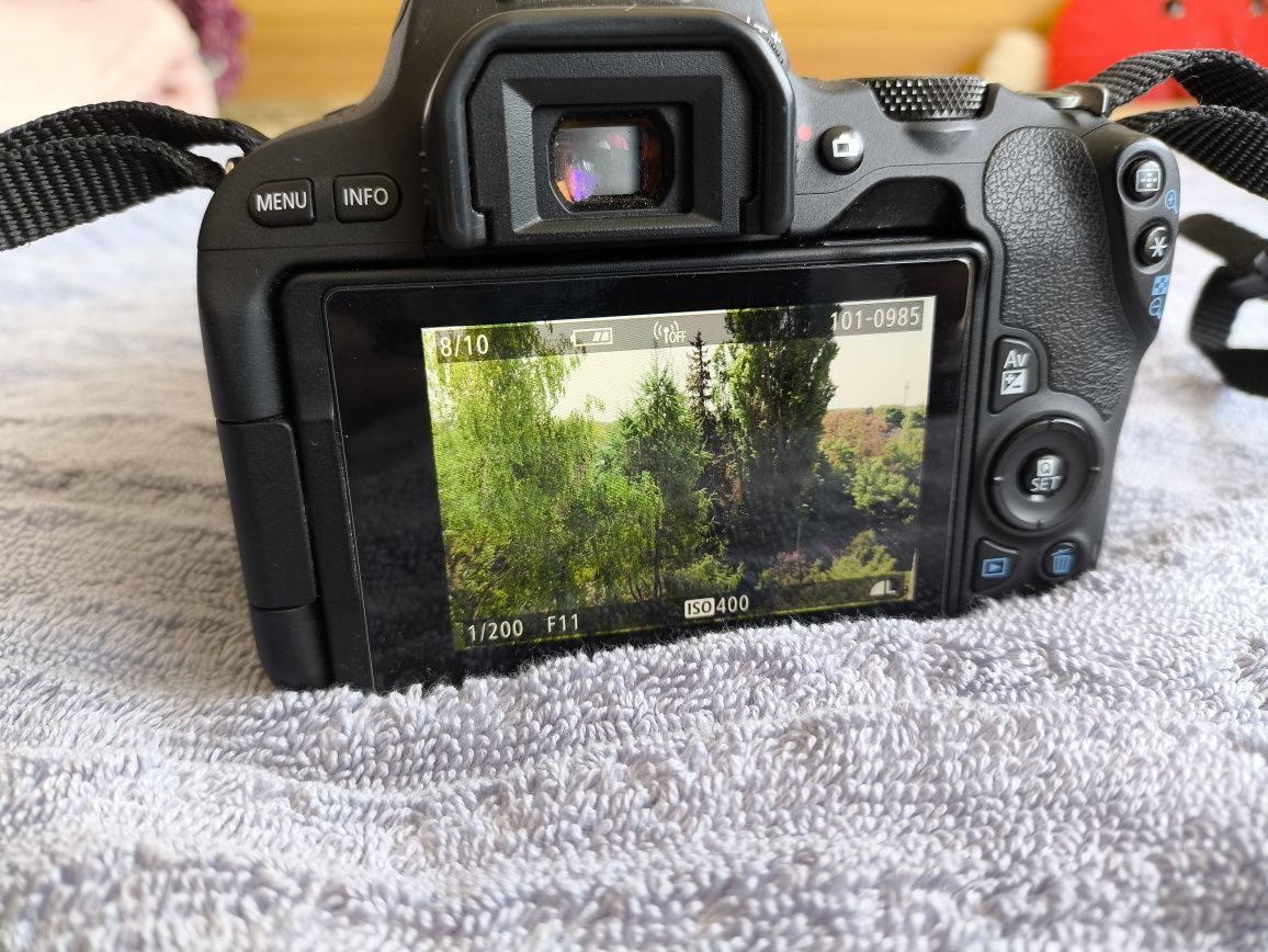 Canon 200d plus 18-55 STM