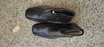 Botas pretas de pele. Homem.NOVAS