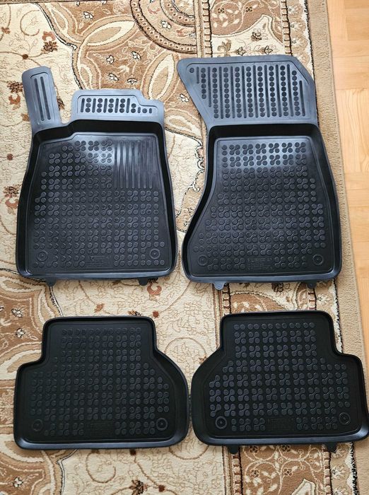 Wycieraczki dywaniki Rezaw Plast Audi A4 B9 Avant