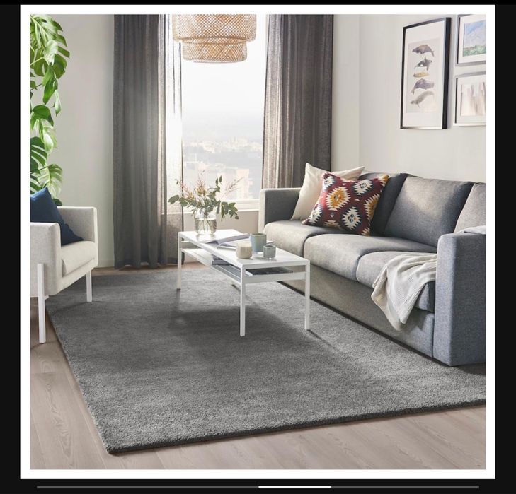 Carpete cinza 3m x 2m + tapete 1,5m x 0,80m como novos