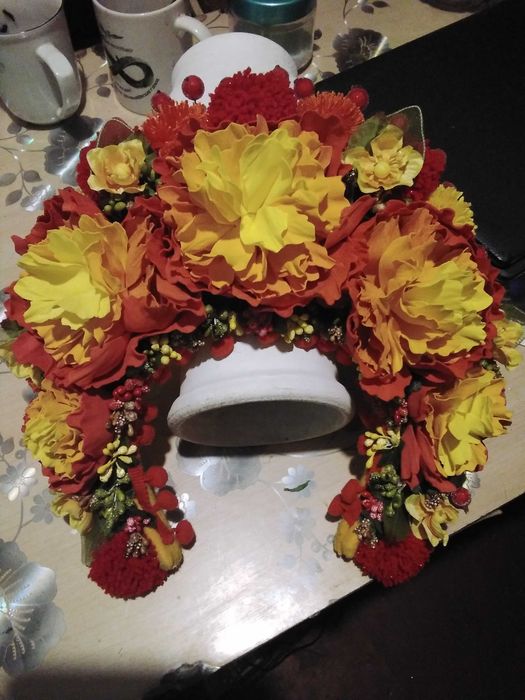 Віночок святковий, вінок український "королева осені"