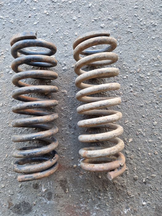 Продам пружину  раф