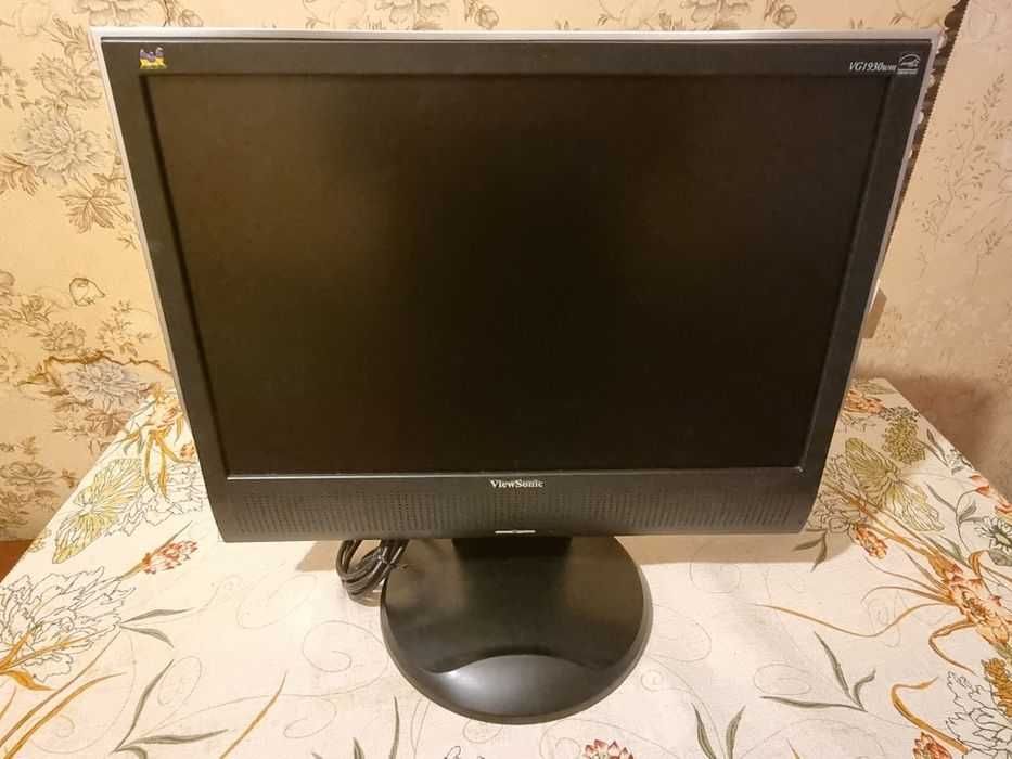 Монитор ViewSonic VG1930wm