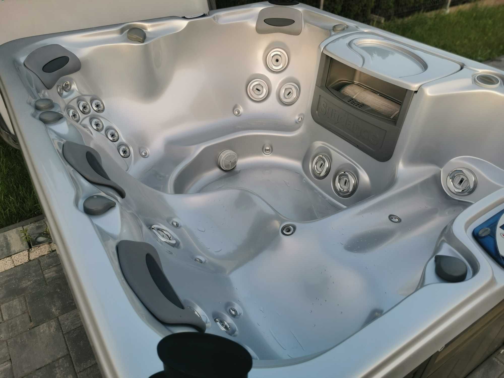 Jacuzzi Sundance Marin Balboa Geco Hotspring na bajerze Nowe i Używane
