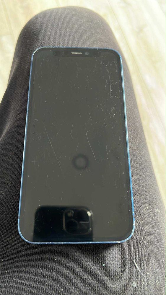 Iphone 12 mini.