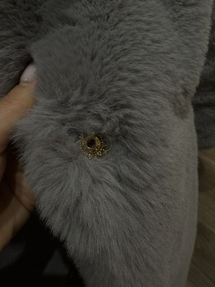 Продам сіру шубу
