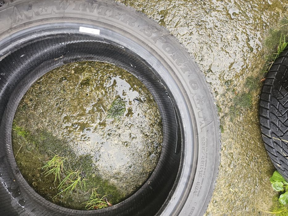 Opony zimowe 235/55R18 Dunlop Winter sport 5