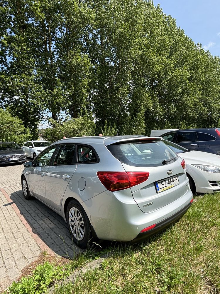 Kia Ceed lift 2017r , 1.4 CRDI 90km , vat 23%