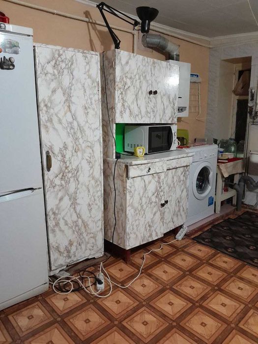 Здам кімнату у комуналцi вiд власника