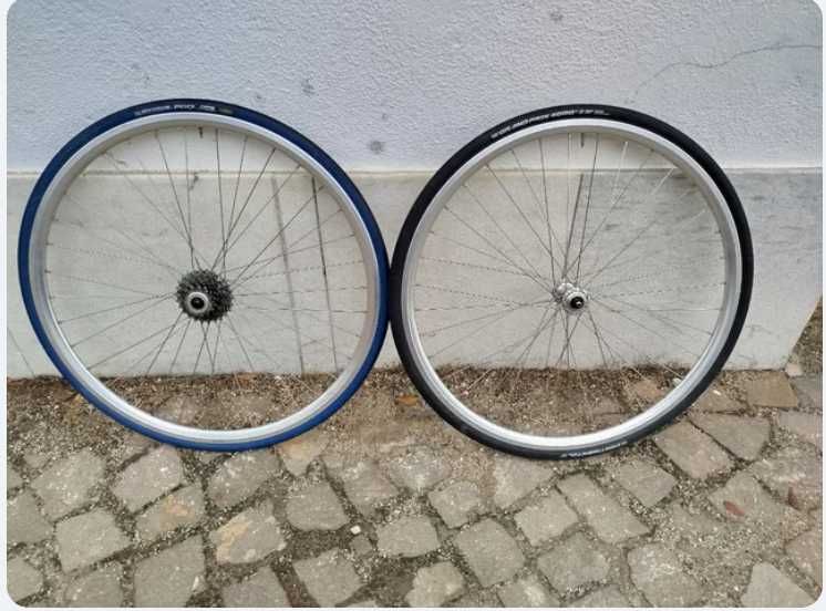 Rodas BTT Shimano 29 de Estrada Campagnolo