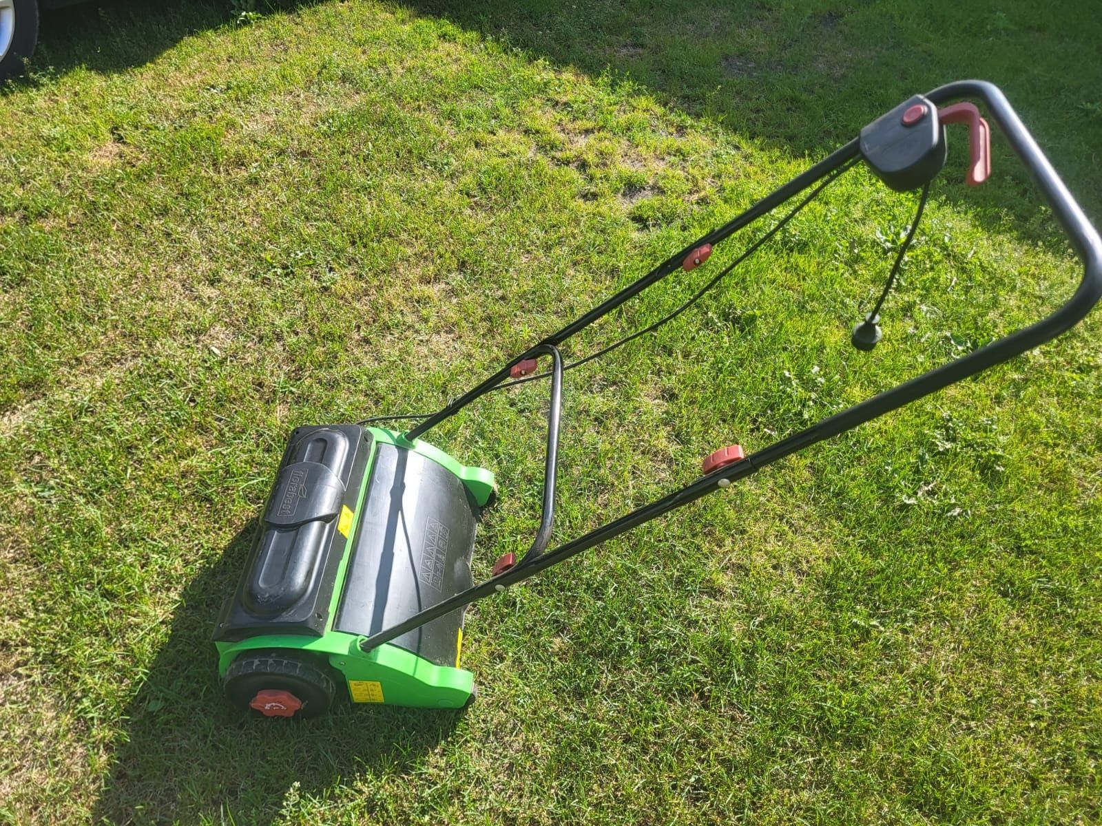 Wertykulator aerator