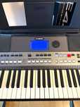 Keyboard Yamaha PSR-E443 cały zestaw
