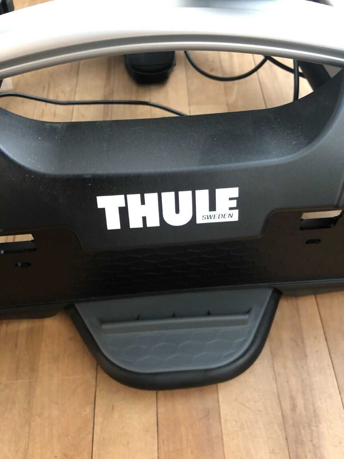 Як нове велокріплення Thule 925 Velocompact на 2 вело як 924