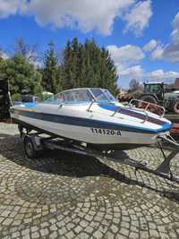 Motorówka, łódź motorową Baracuda z silnikiem suzuki 100KM i przyczepą