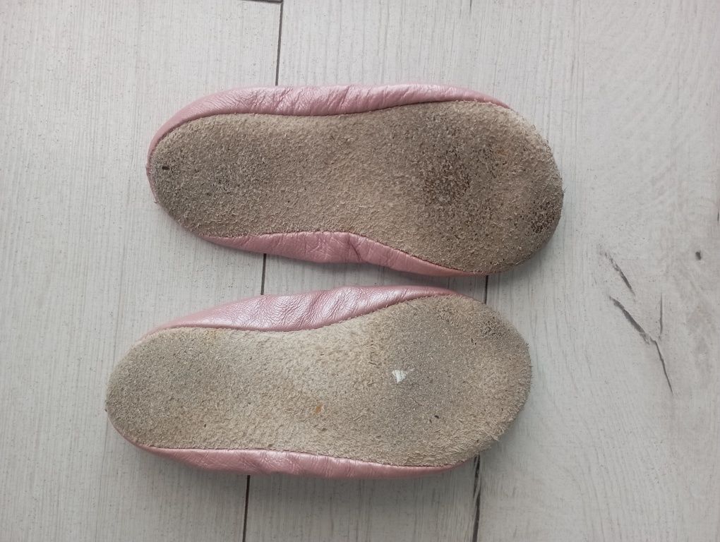 Oddam za 5 zł skórzane baletki rozmiar 24/25