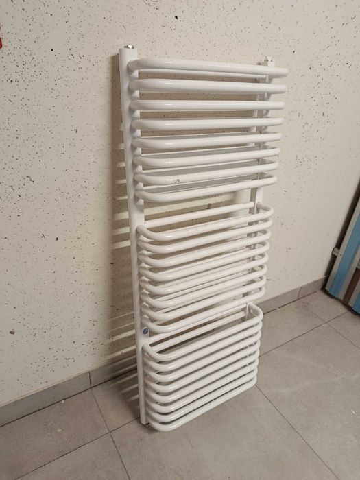 Nowy grzejnik łazienkowy Instal Projekt