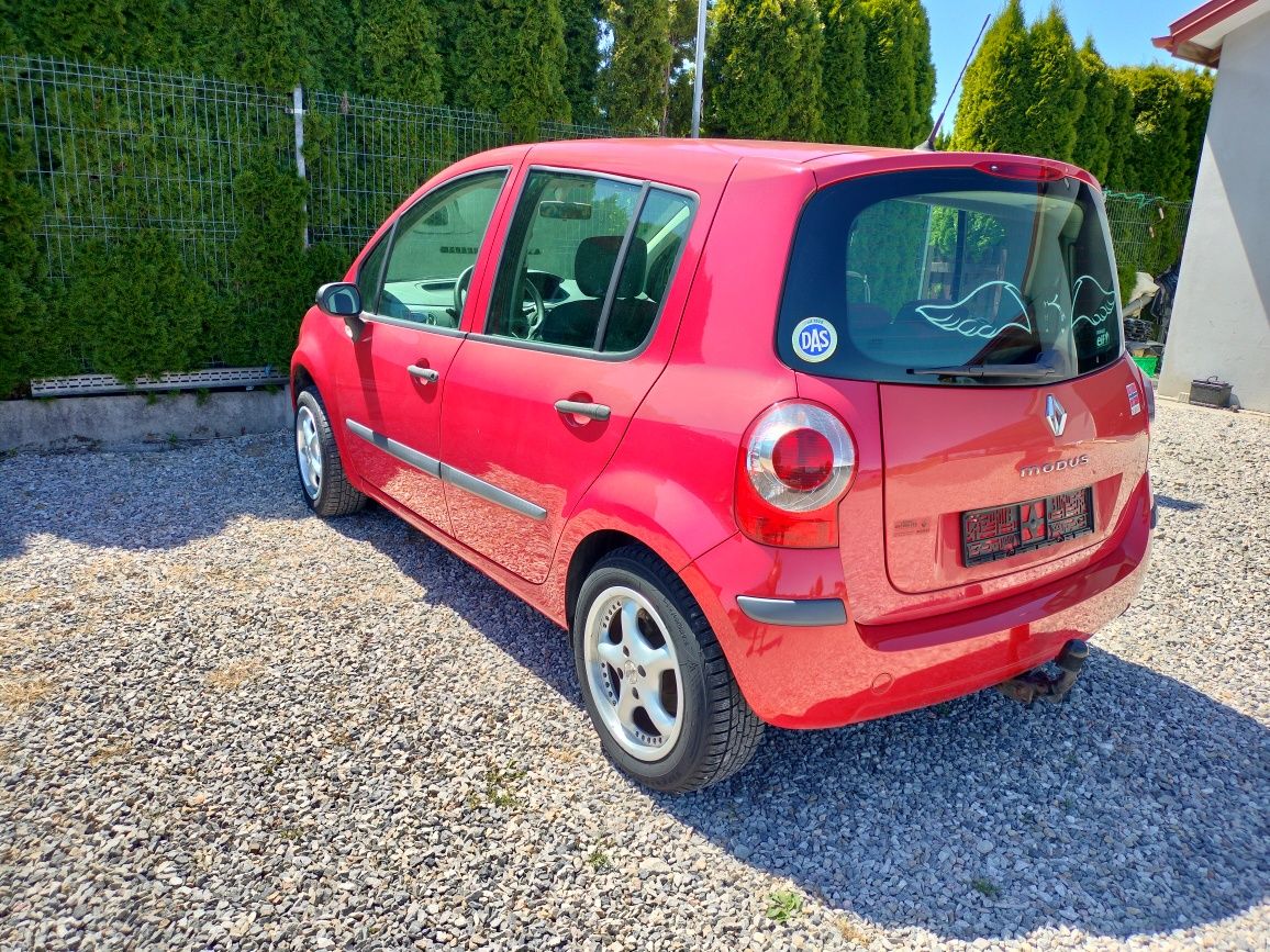 Modus 1.6 16V, 93 tys km, HAK, klima, zero rdzy, oryginalny lakier
