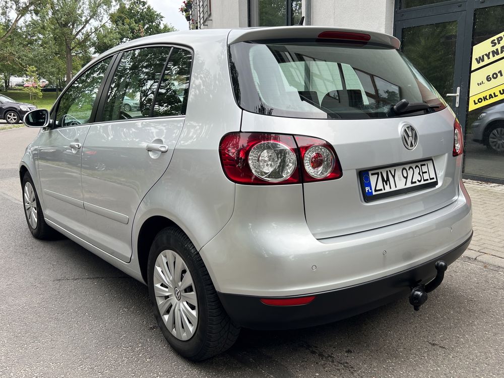 VW Golf 5 Plus 1.6 Benzyna 115KM 6 BIEGÓW HAK ISOFIX Navi Tempomat PDC