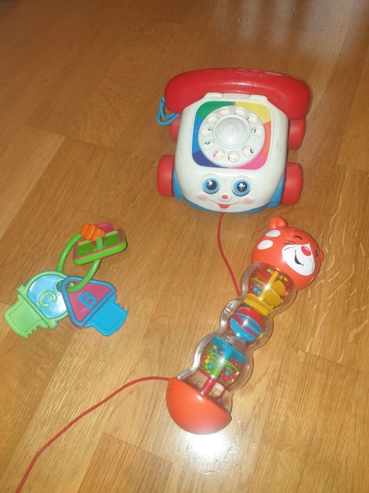 Zestaw fisher price telefon klucze