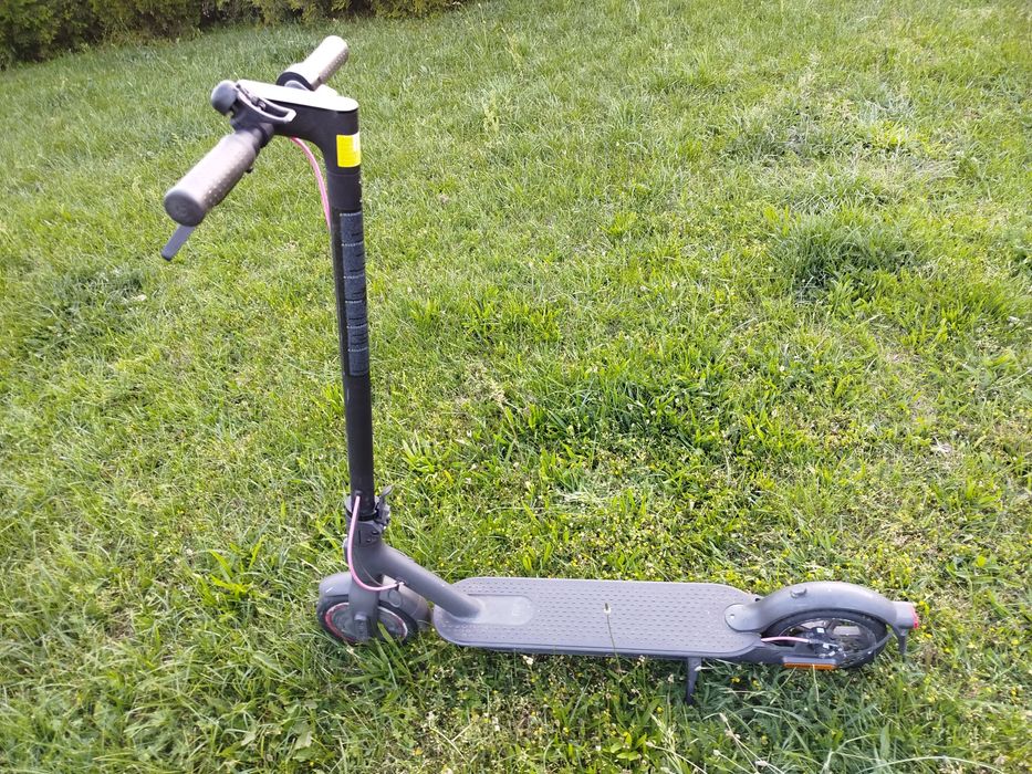 Hulajnoga elektryczna Xiaomi mi electric scooter z aplikacją mobilną