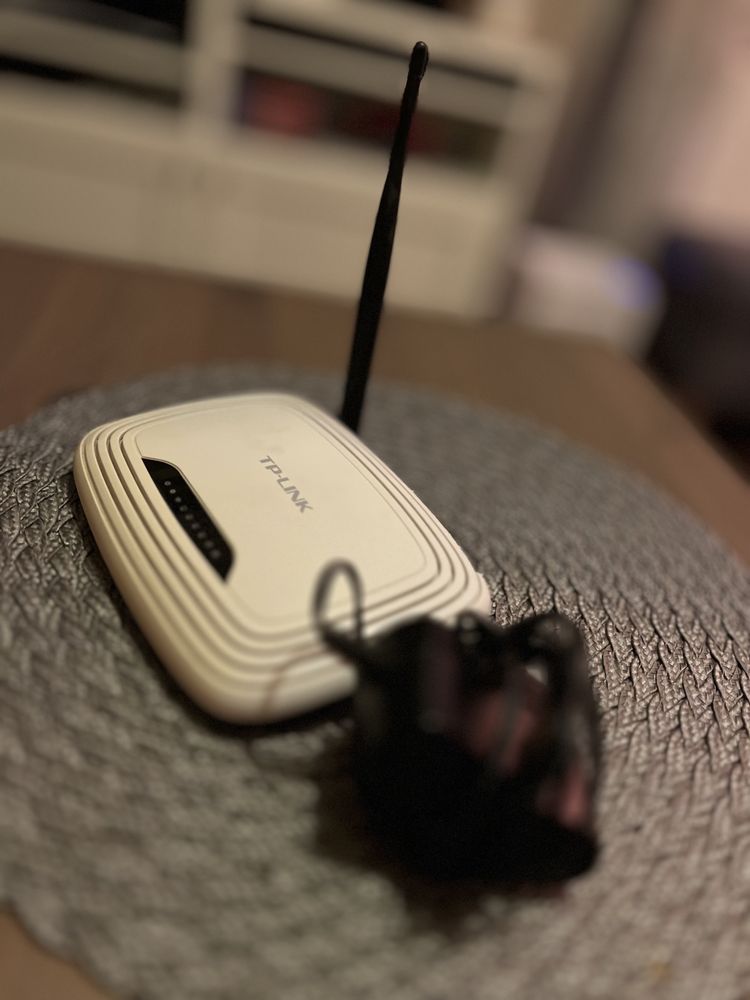 Router TP-LINK WR740N