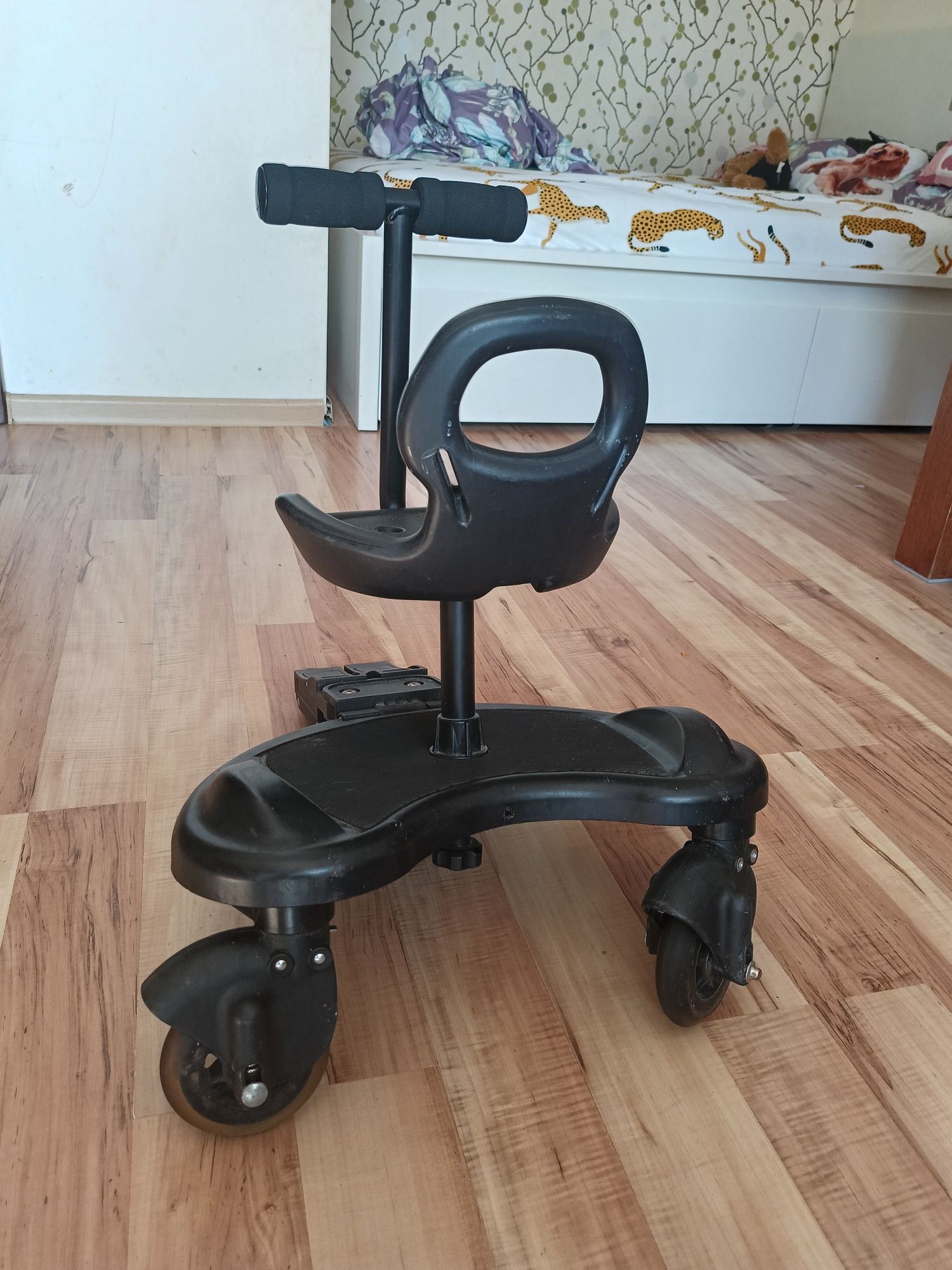 Dostawka do wózka