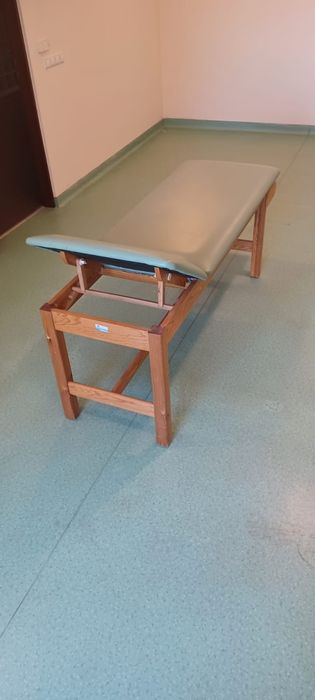 Łóżko do masażu / rehabilitacji – solidna konstrukcja
