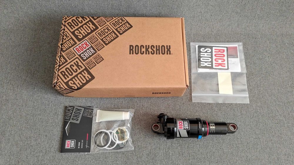 RockShox Monarch RT3 165x38мм