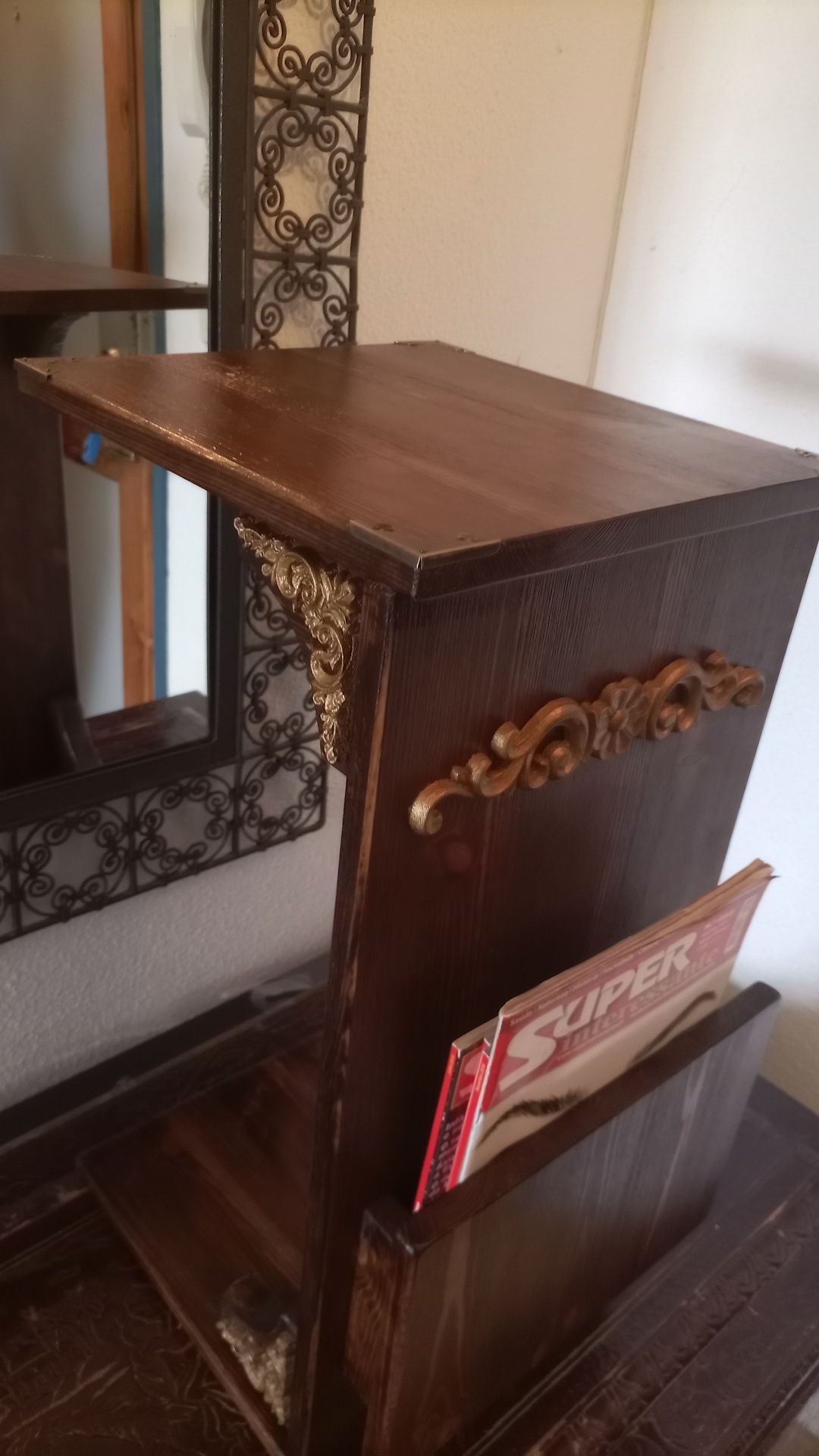 Mesa de apoio para sofá nova