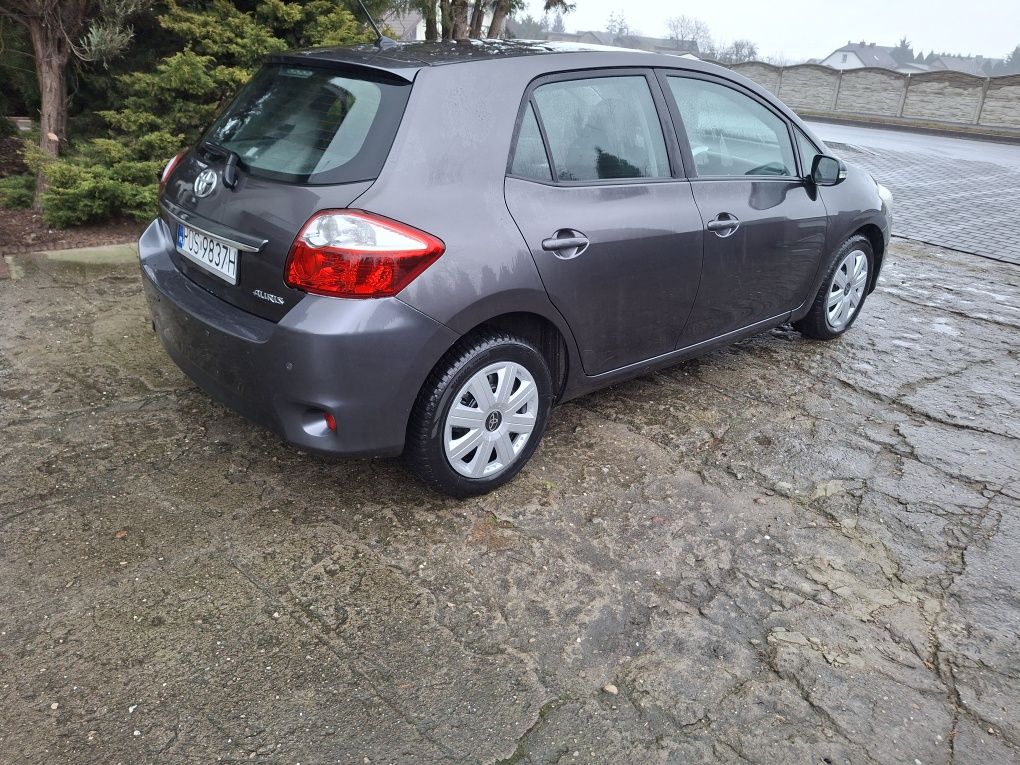 Sprzedam toyota auris lift OKAZJA