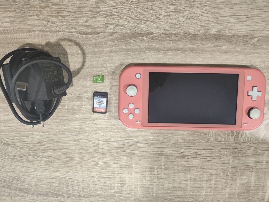 Nintendo switch lite com Pokémon sword