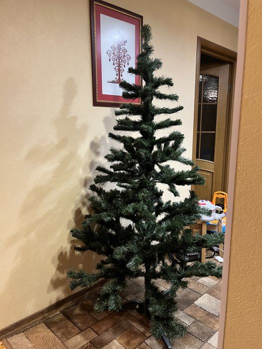 Штучна ялинка. 1,8 метри