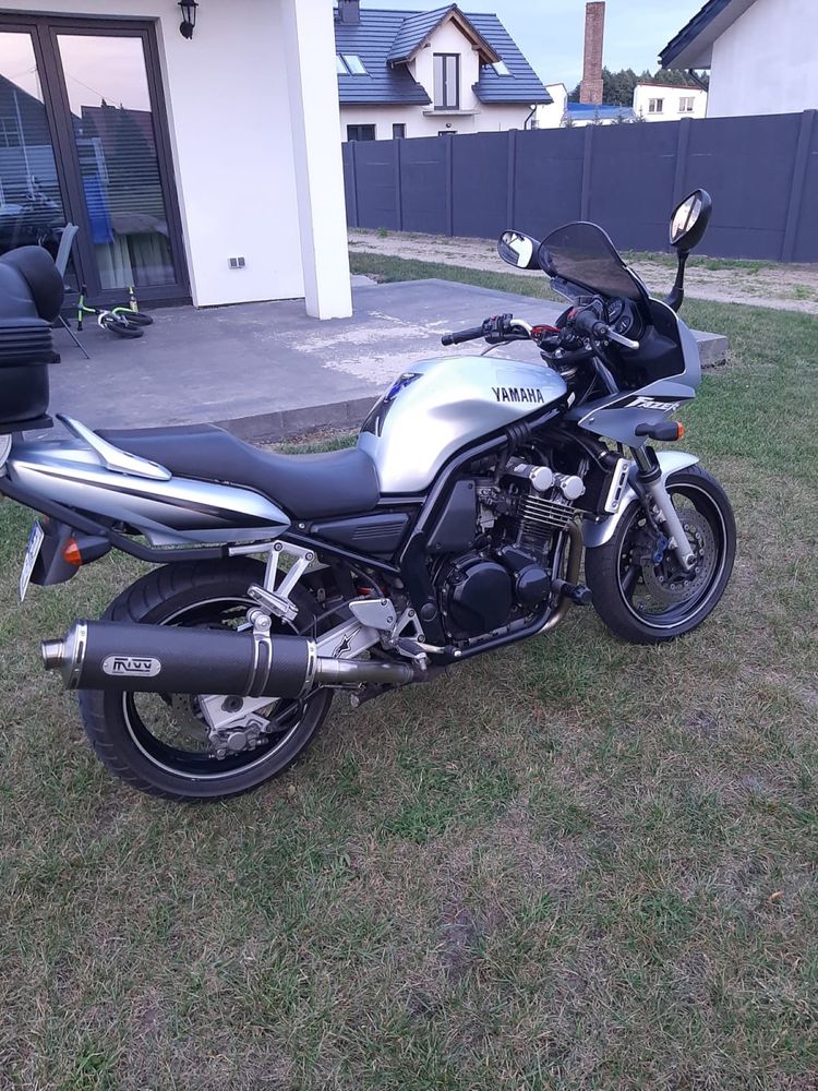 Yamaha Fazer 600