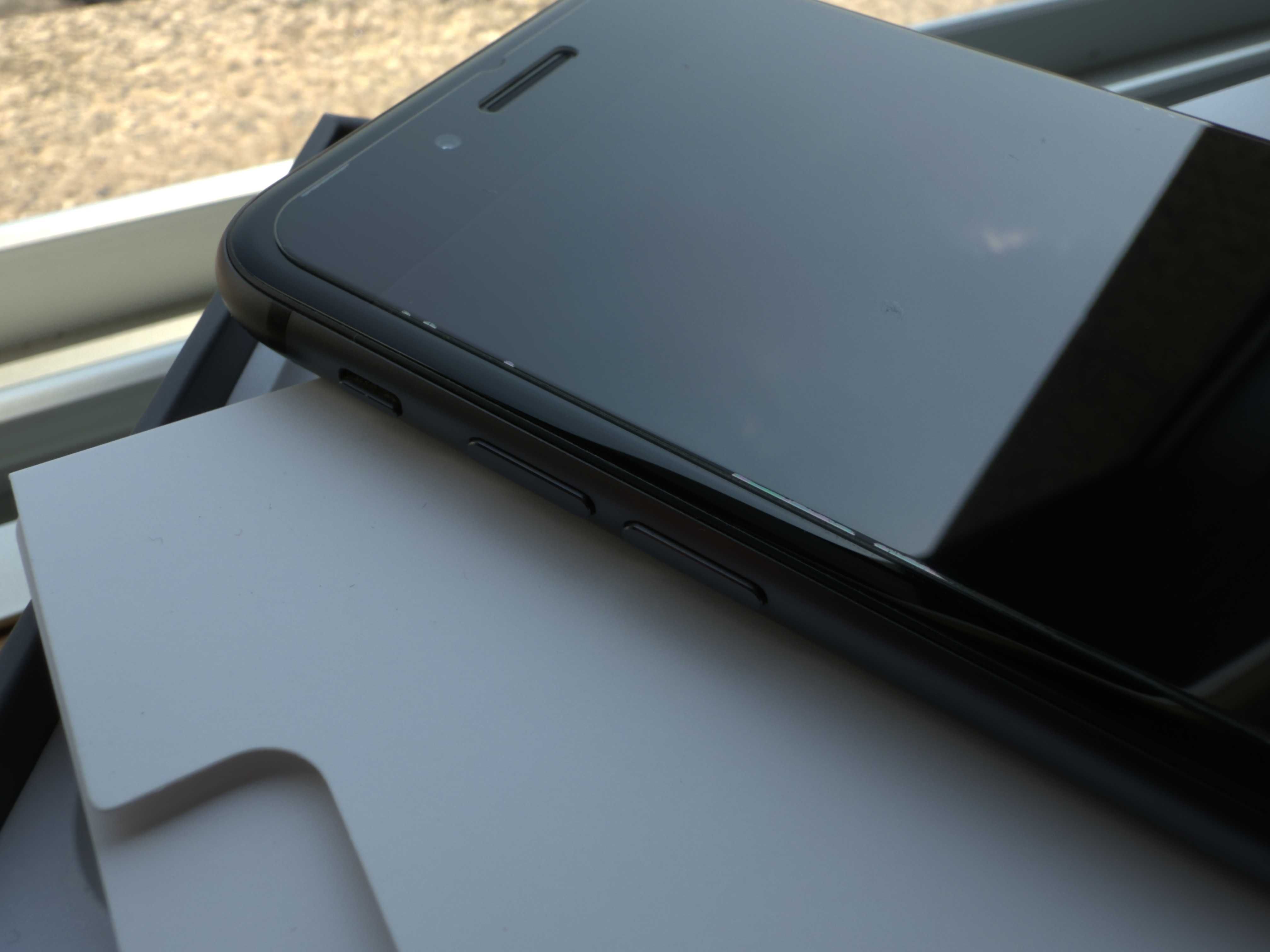 iPhone 8 Plus | 64GB | Preto | Bateria a 87% | COMO NOVO