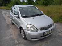 Toyota yaris 1.0 benzyna
