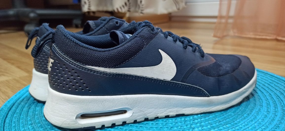 Продам кросівки Nike